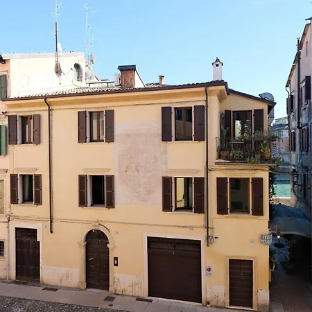 Apartment Vr Antica Riva